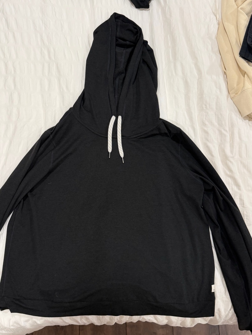 Vuori Black Men's Hoodie with Contrast Drawcords